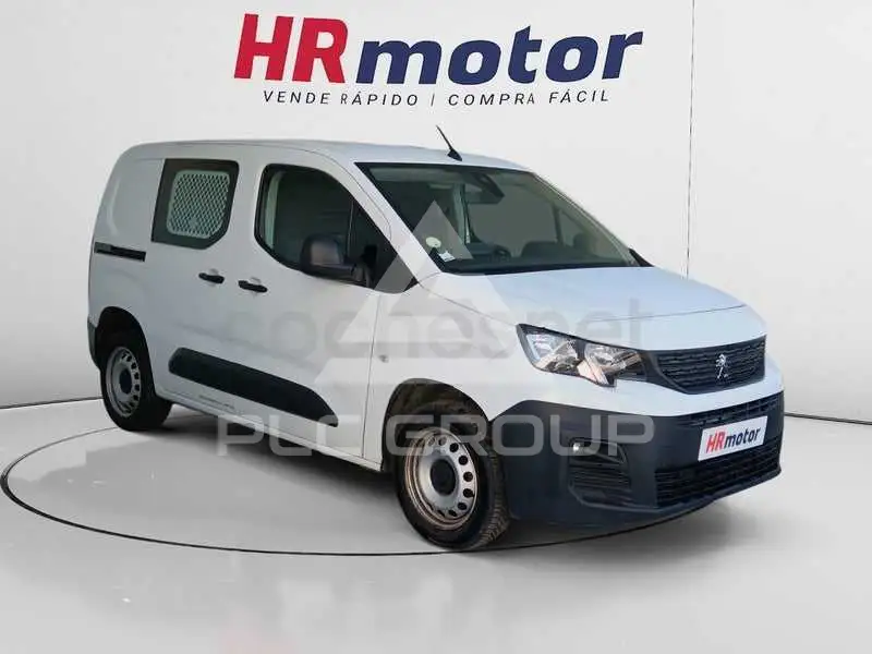 2025 Peugeot Partner