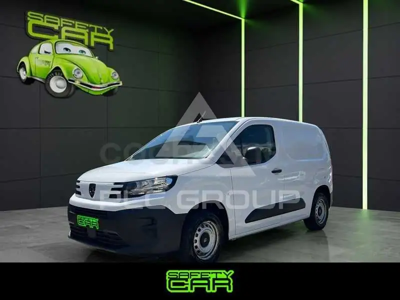 2025 Peugeot Partner