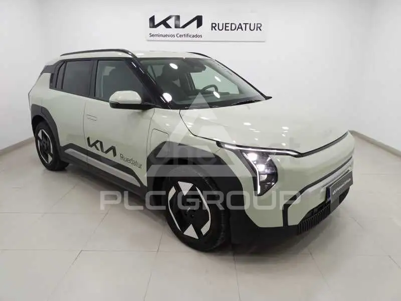2025 KIA EV