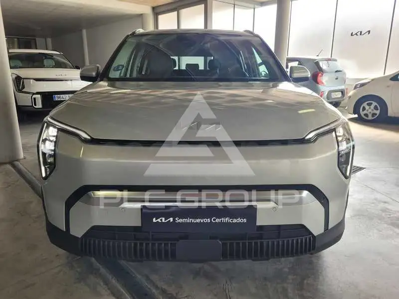 2025 KIA EV