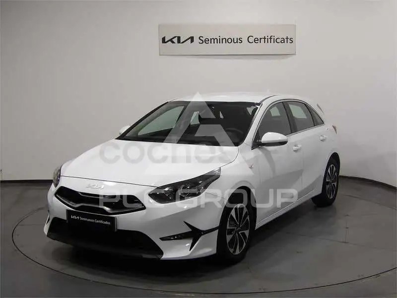 2025 KIA Ceed