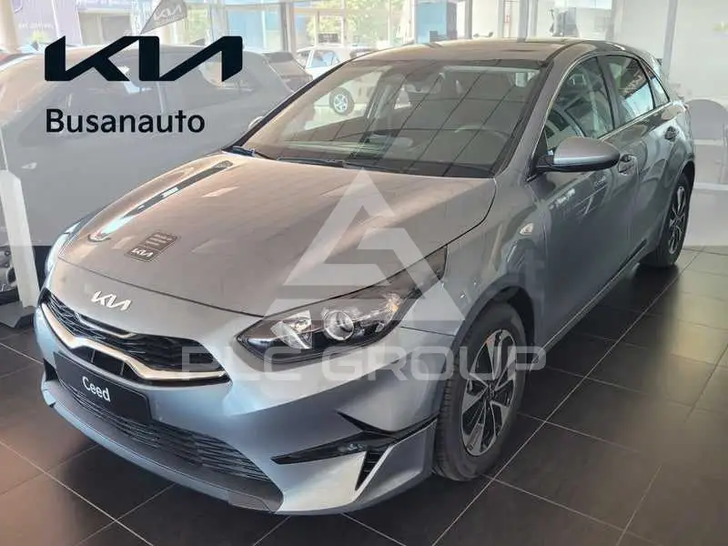 2025 KIA Ceed