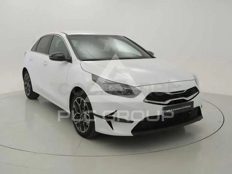 2025 KIA Ceed