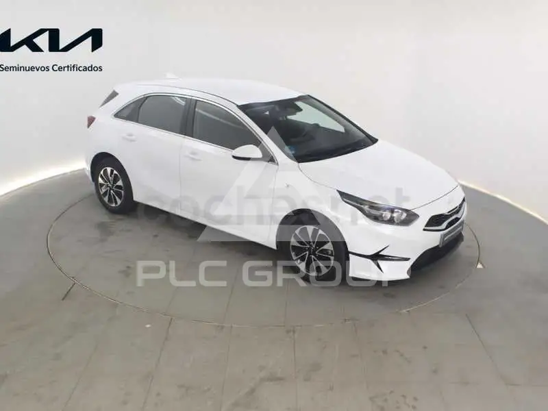 2025 KIA Ceed