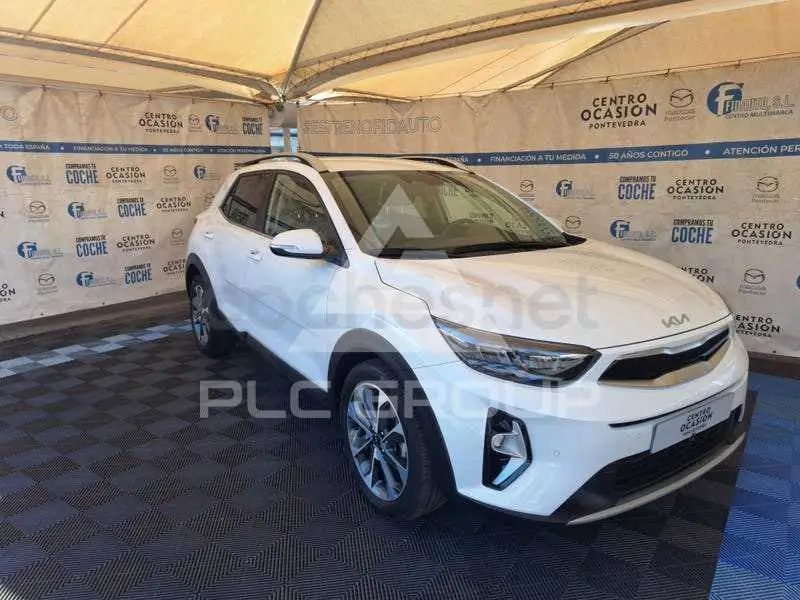 2025 KIA Stonic