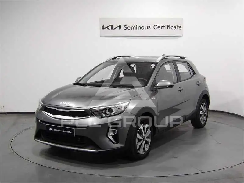 2025 KIA Stonic