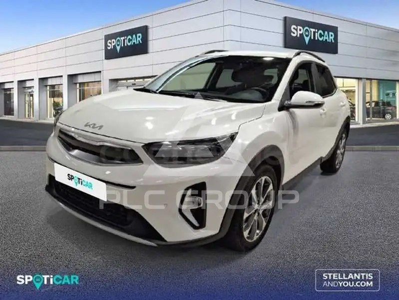 2025 KIA Stonic