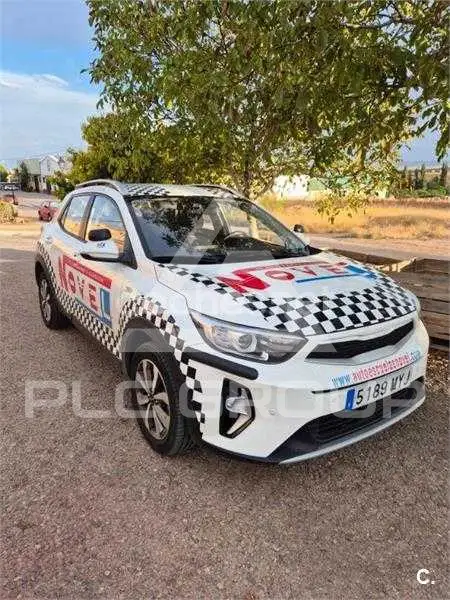 2025 KIA Stonic
