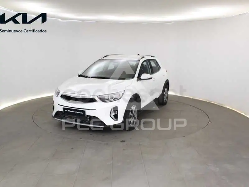 2025 KIA Stonic