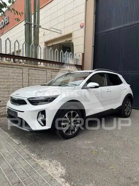 2025 KIA Stonic