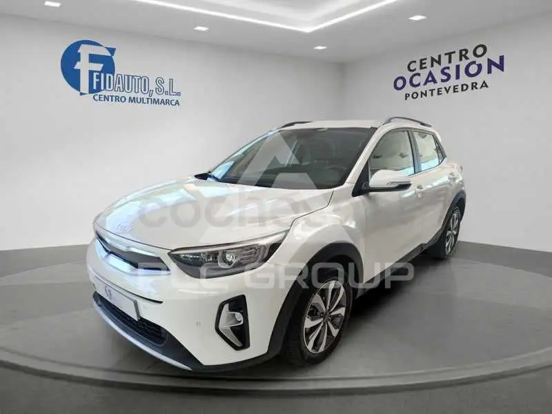 2025 KIA Stonic