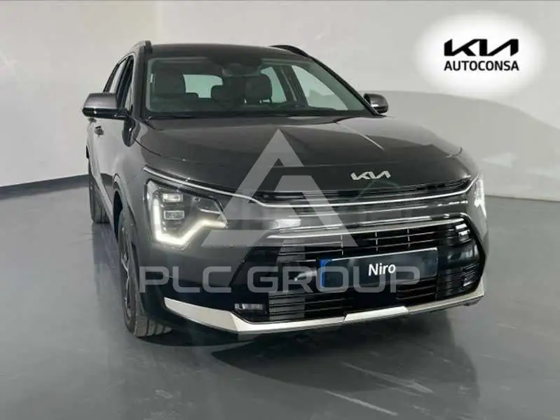 2025 KIA Niro