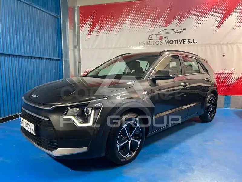 2025 KIA Niro
