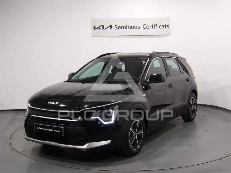 2025 KIA Niro