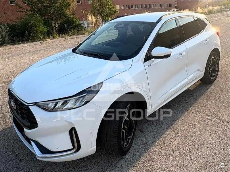 2025 Ford Kuga