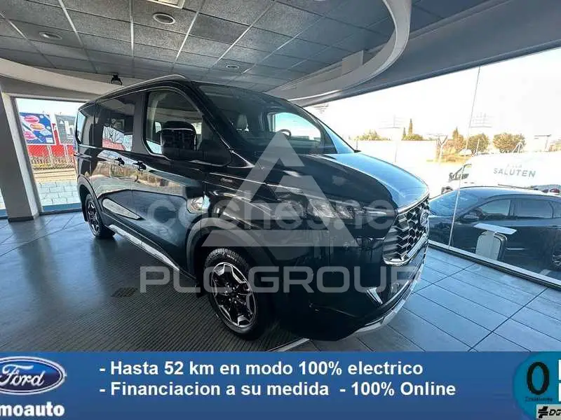 2025 Ford Tourneo