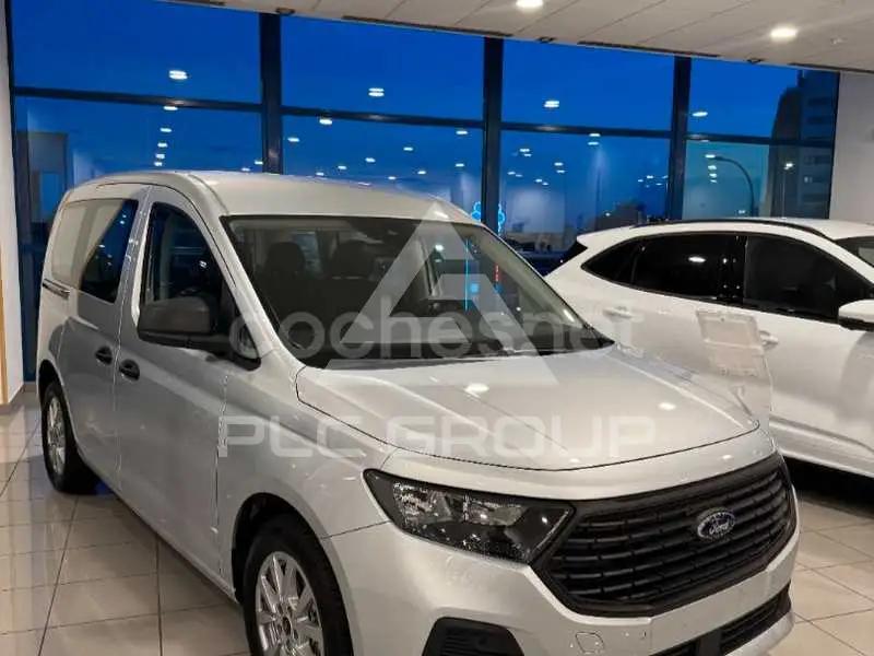 2025 Ford Tourneo