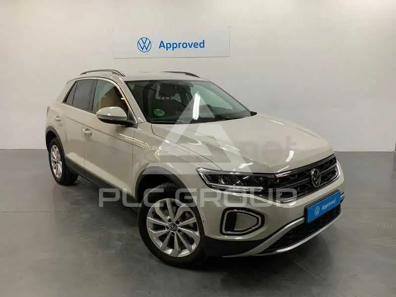 2025 Volkswagen T-Roc