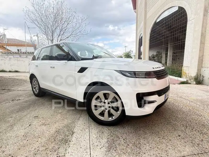 2025 Land Rover 