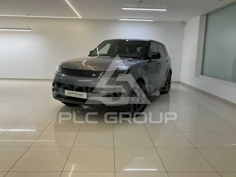 2025 Land Rover 