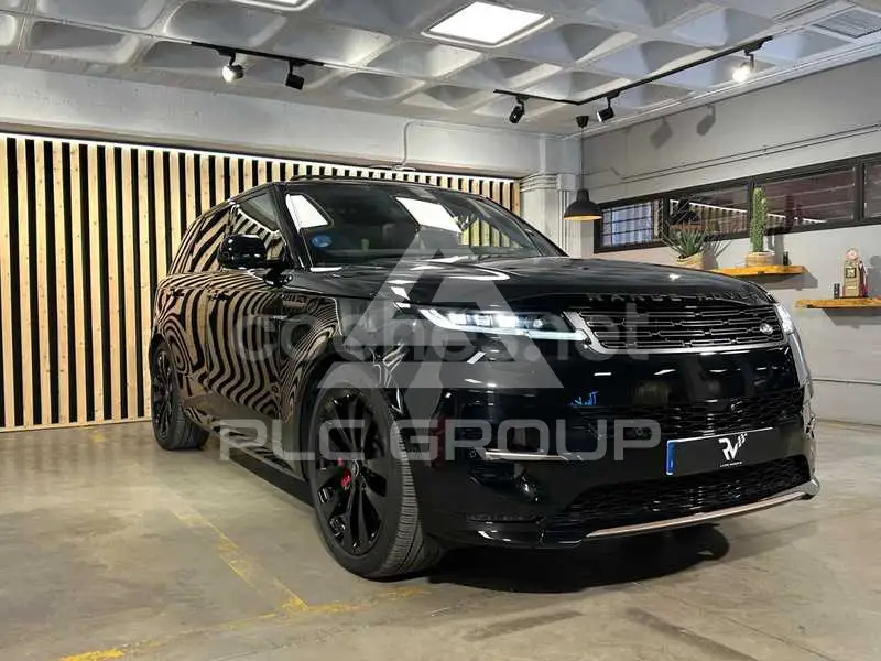 2025 Land Rover 