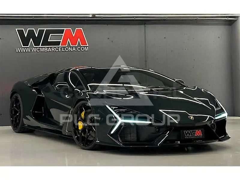 2025 Lamborghini Revuelto