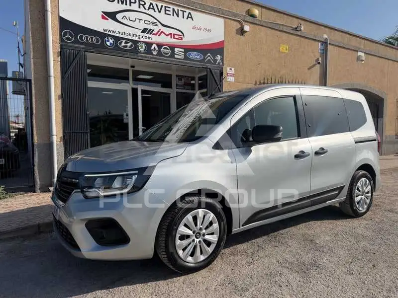 2025 Renault Kangoo