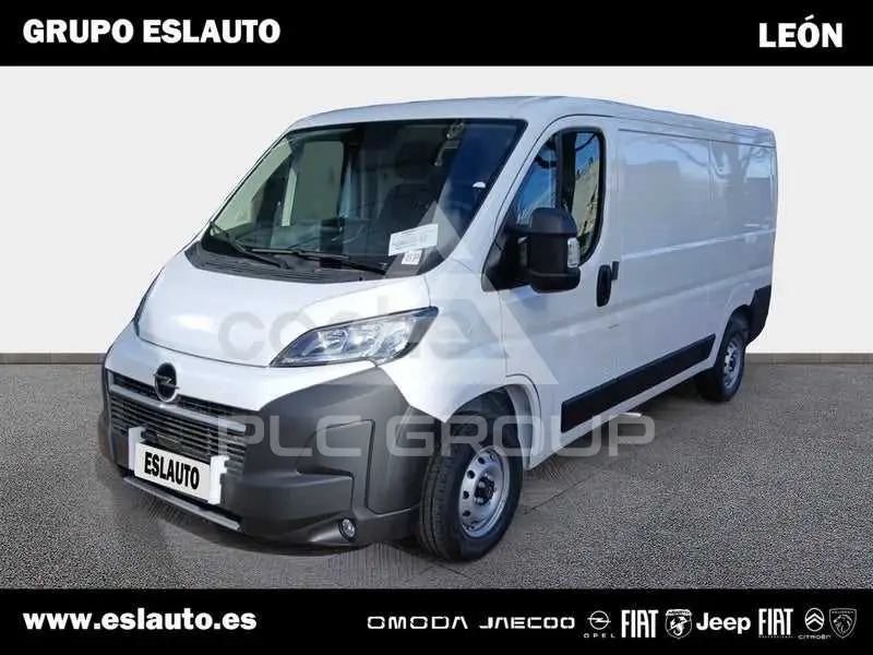 2025 Opel Movano