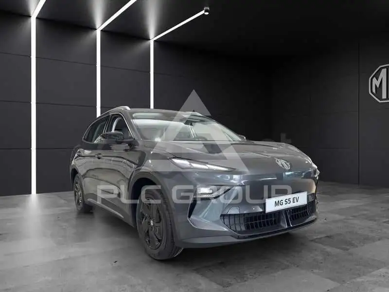 2026 MG MG5