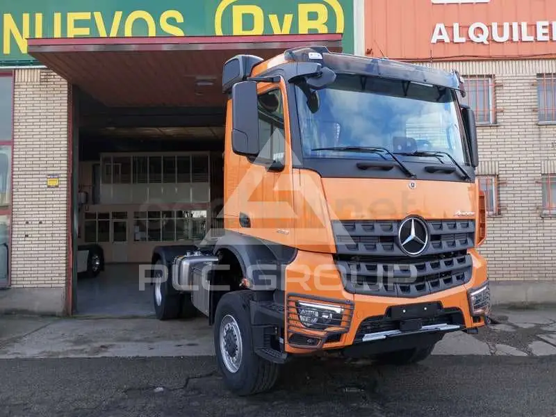 2026 Mercedes Benz Arocs