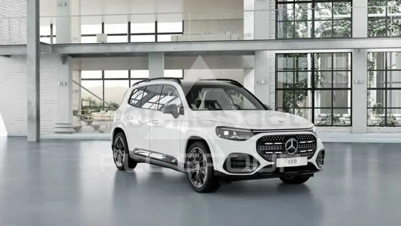 2026 Mercedes Benz GLB