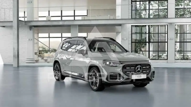 2026 Mercedes Benz GLB