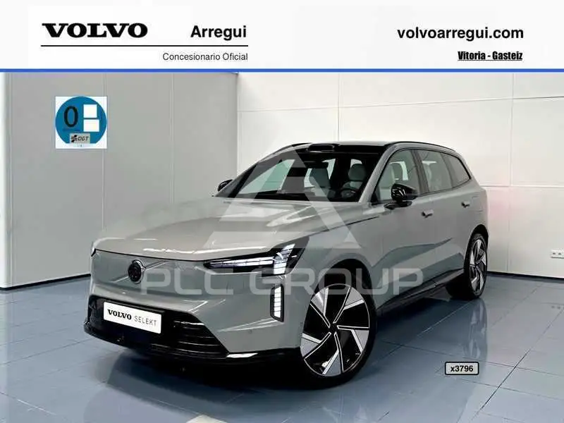 2026 Volvo EX 90