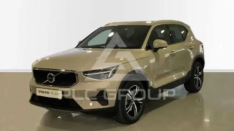2026 Volvo XC40
