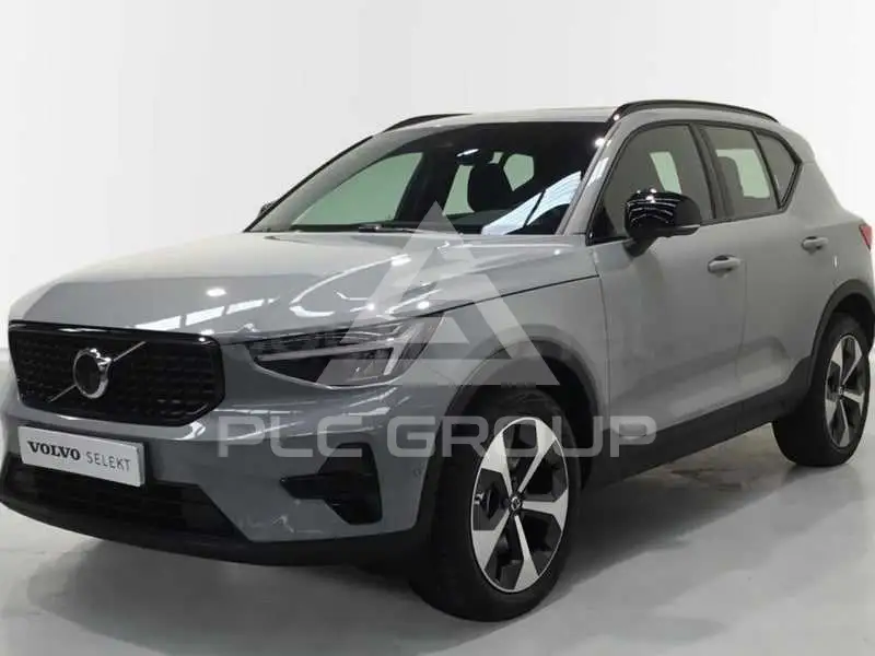 2026 Volvo XC40