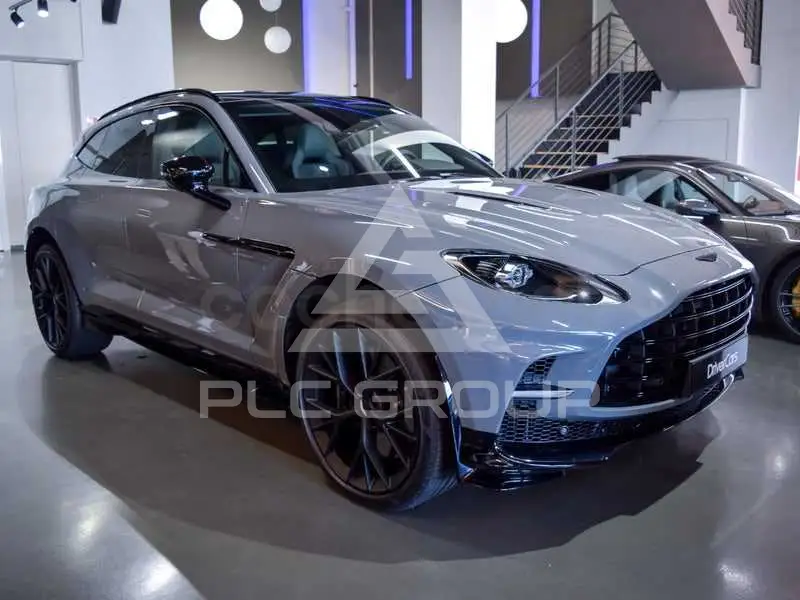 2026 Aston Martin DBX