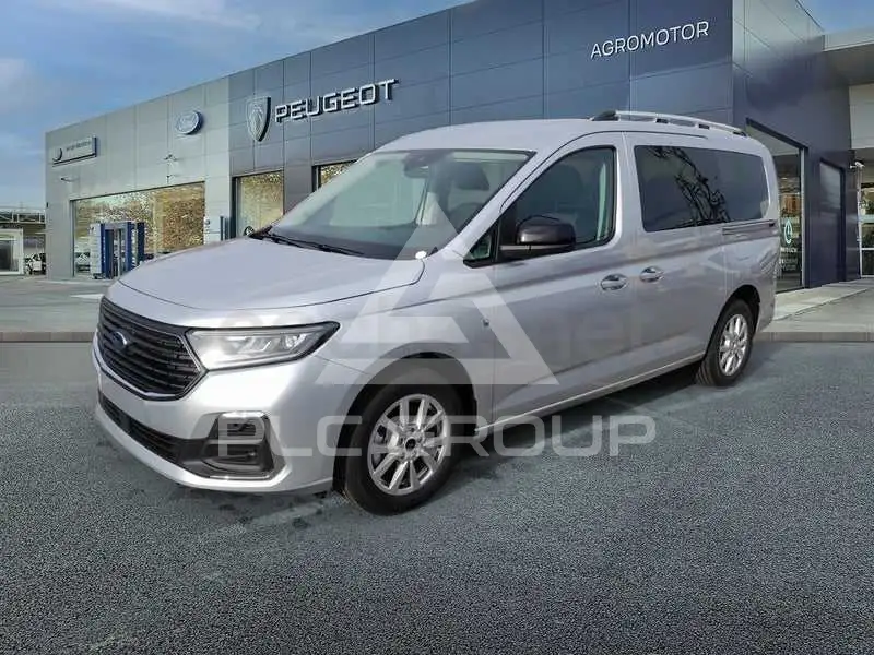 2026 Ford Tourneo