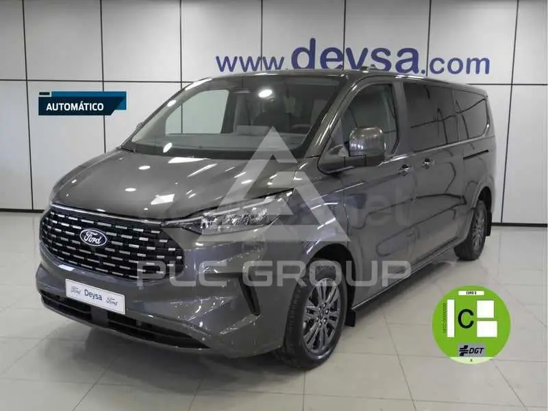 2026 Ford Tourneo