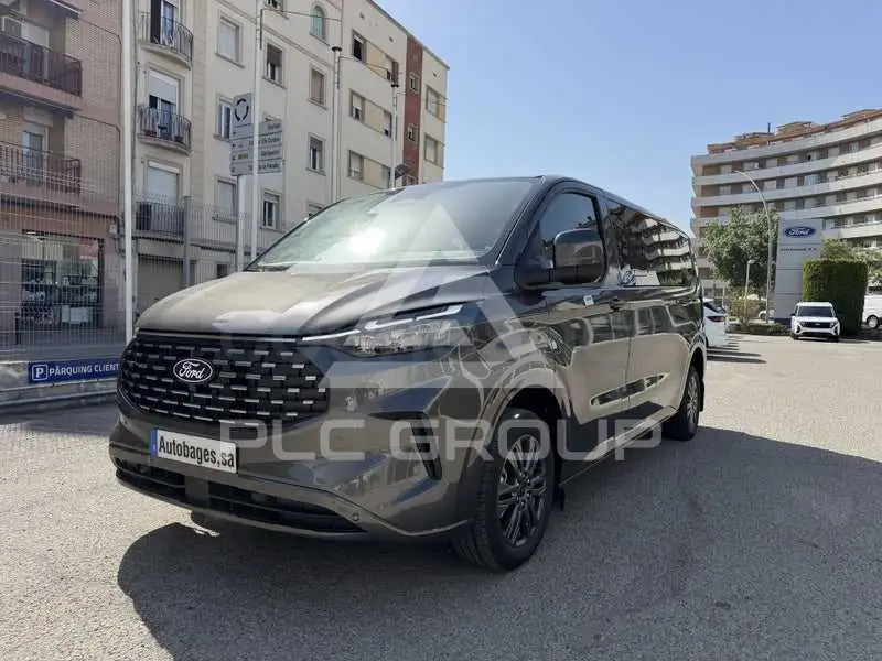 2026 Ford Tourneo