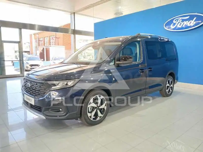 2026 Ford Tourneo