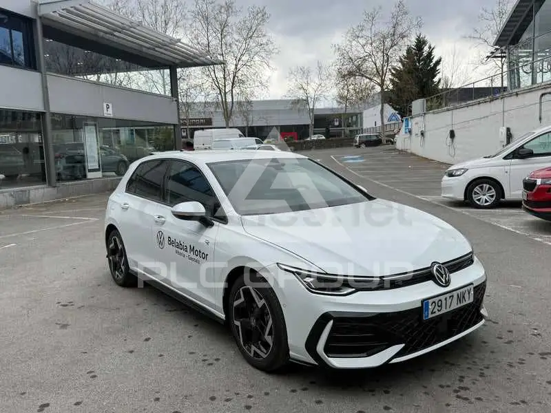 2026 Volkswagen GOLF