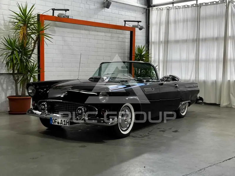 1955 Ford Thunderbird