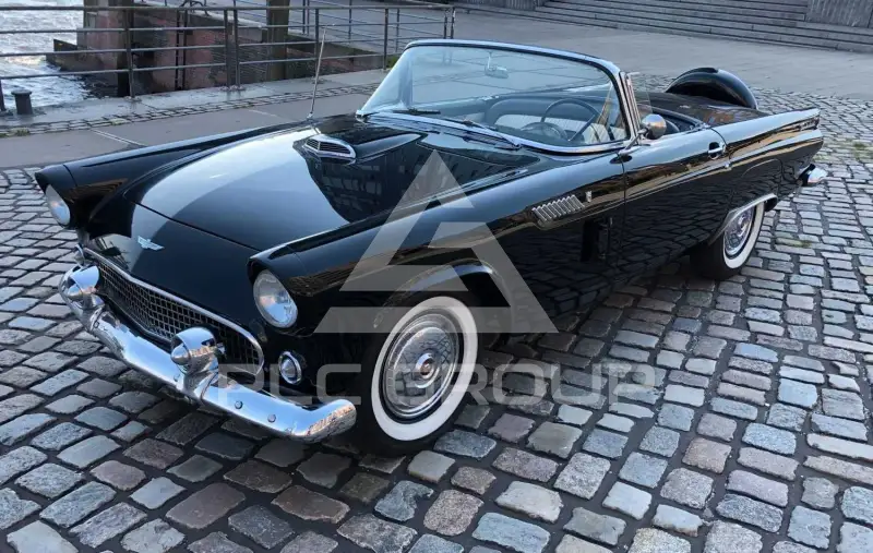 1956 Ford Thunderbird