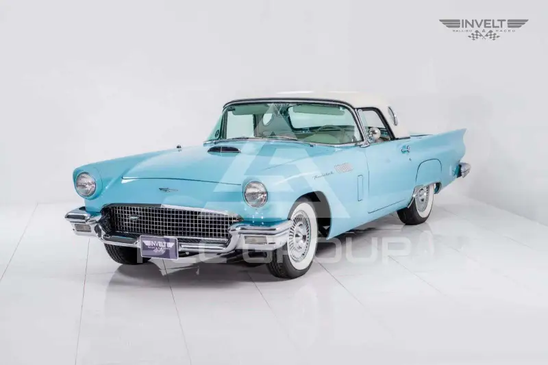 1957 Ford Thunderbird