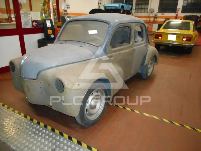 1957 Renault 