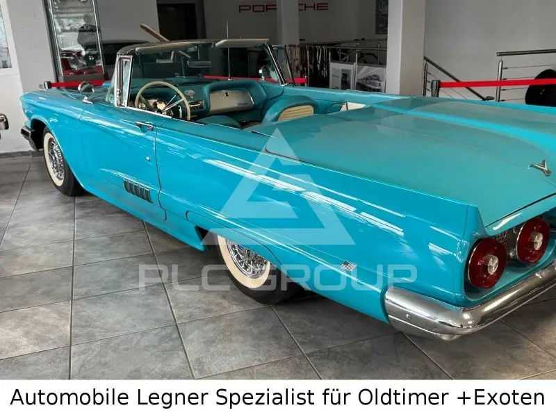 1958 Ford Thunderbird