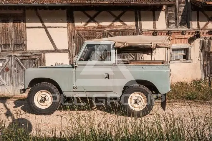 1960 Land Rover 