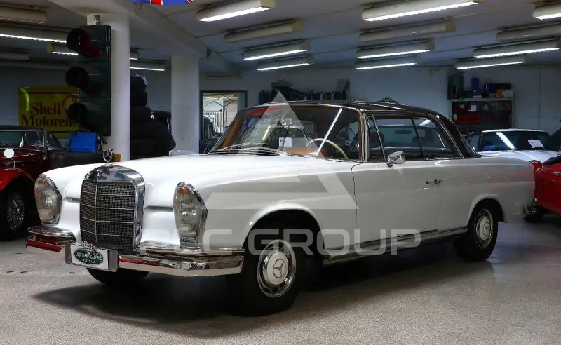 1961 Mercedes Benz 220