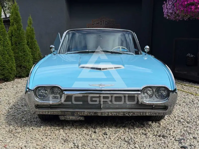 1961 Ford Thunderbird