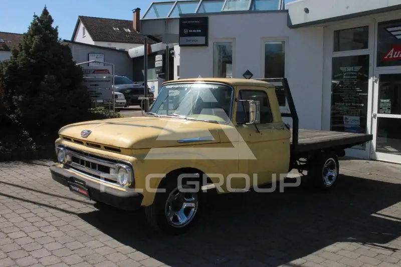 1961 Ford F-100